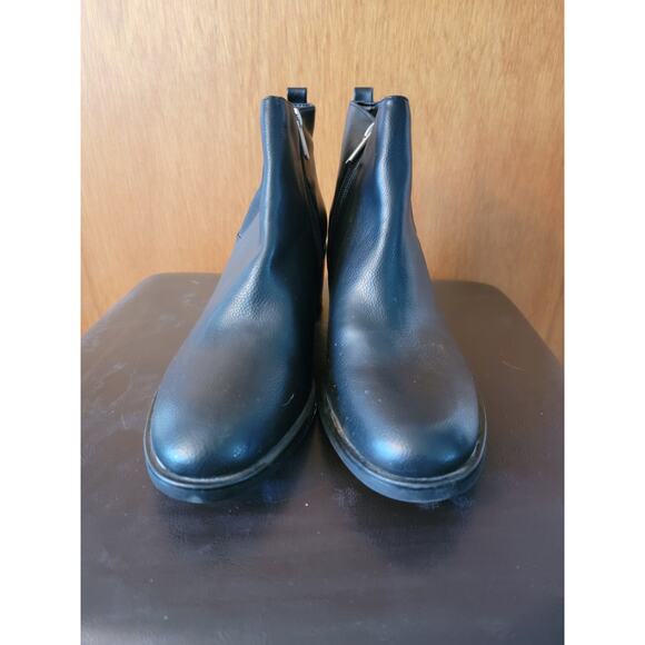 NEW Libby Edelman Madrid Black Ankle Boots - Sz: 9.5 - Picture 2 of 8